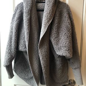 Nordic Beach Wrap- Grey